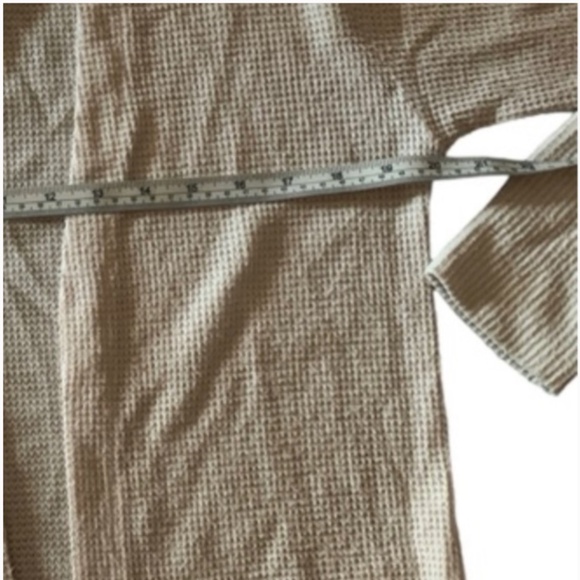 Socialite Balloon Sleeve Waffle Cardigan - Picture 11 of 11